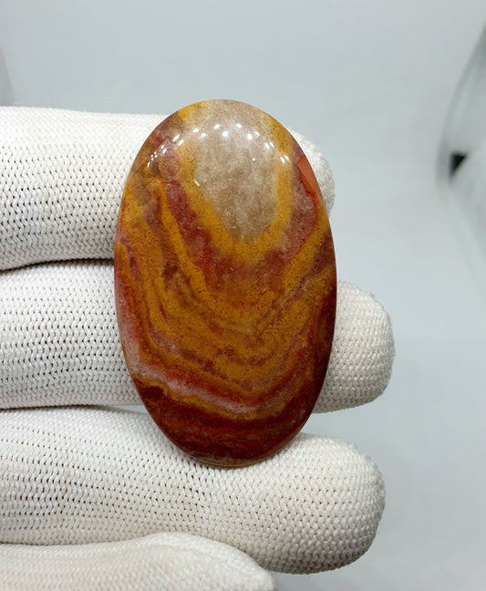 Mookaite Jasper Cabochon: Brown & Red Oval Gemstone (51x30x5 mm, 73.30 crt)