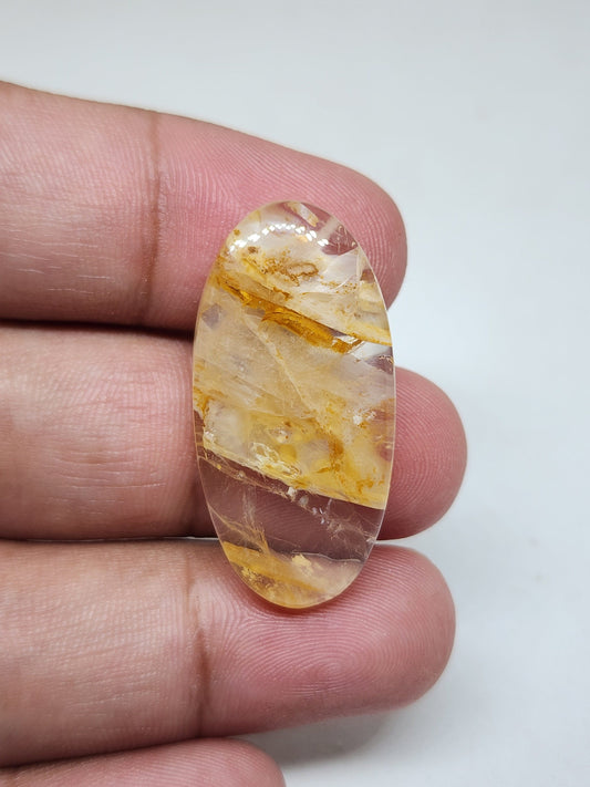 Oval Cherry Quartz Cabochon: 32 Carat Loose Gemstone
