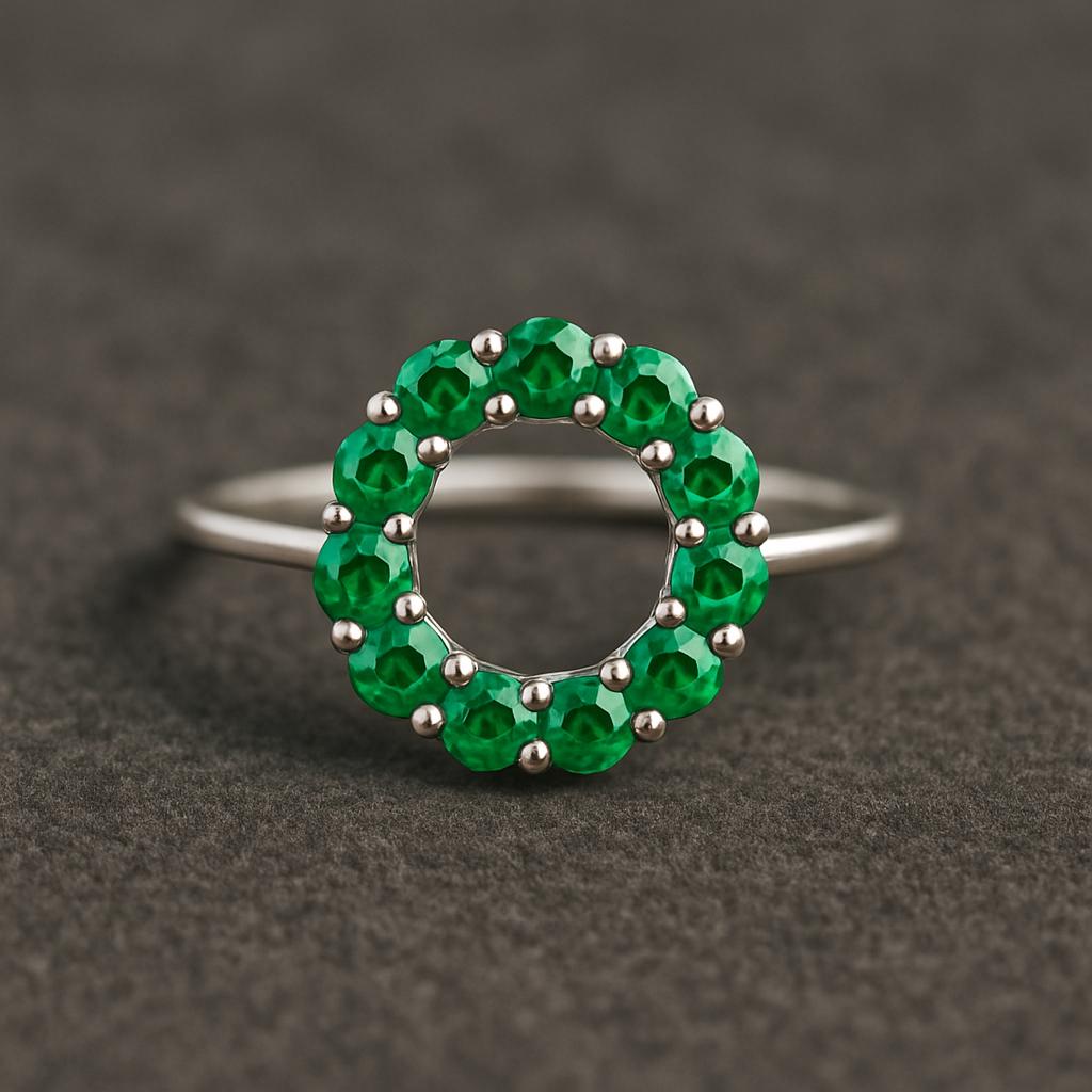 925 Sterling Silver Green CZ Wreath Ring: Holiday Jewelry