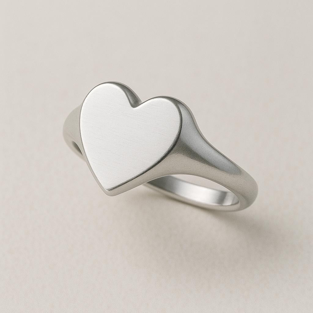 Engravable Heart Signet Ring â Sterling Silver Promise Jewelry