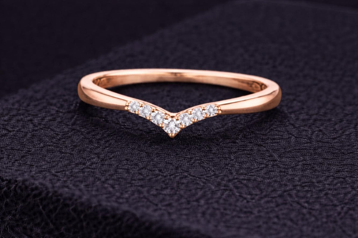925 Sterling Silver V Shape Ring CZ Diamond Chevron Wedding Band