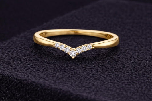 925 Sterling Silver V Shape Ring CZ Diamond Chevron Wedding Band
