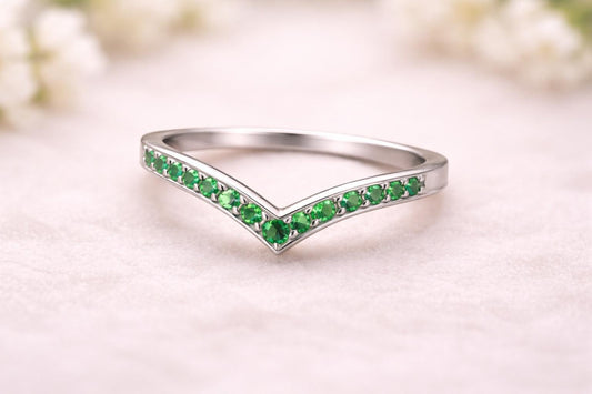 Green CZ Chevron Ring 925 Silver | V Shape Ring | Minimal Wedding Band | Stacking