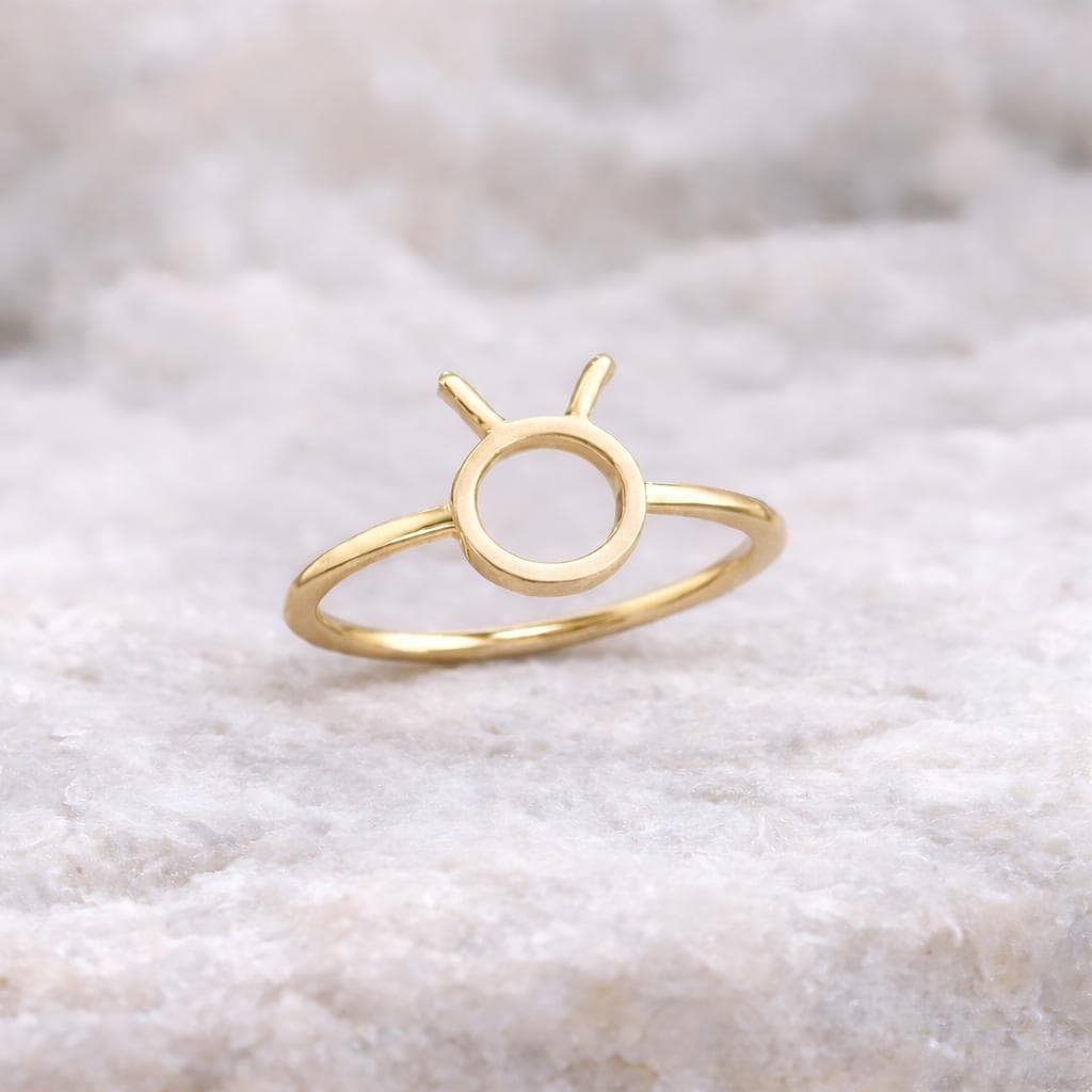 Sterling Silver Taurus Zodiac Ring â Minimalist Bull Horn Astrology Jewelry