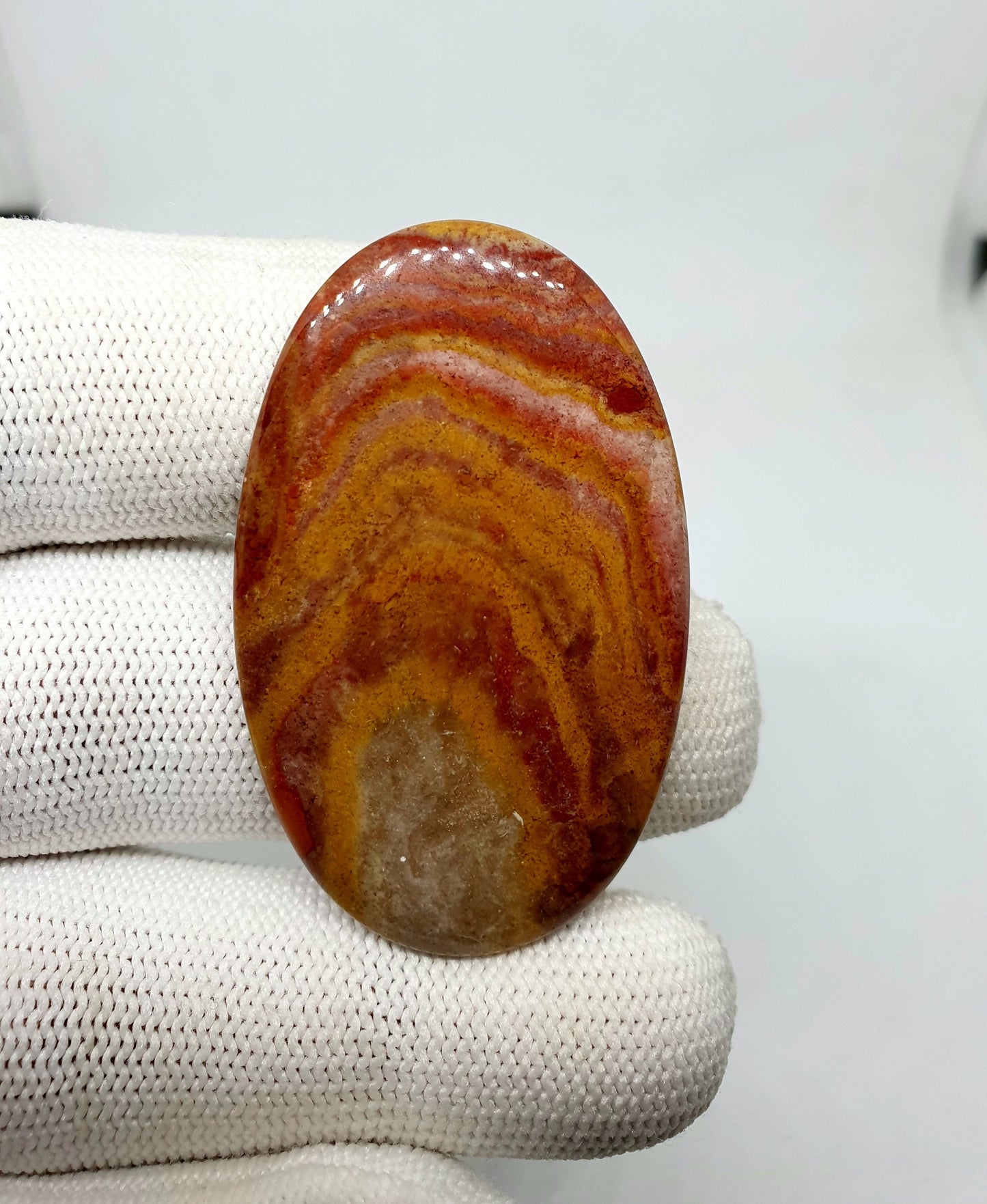 Mookaite Jasper Cabochon: Brown & Red Oval Gemstone (51x30x5 mm, 73.30 crt)