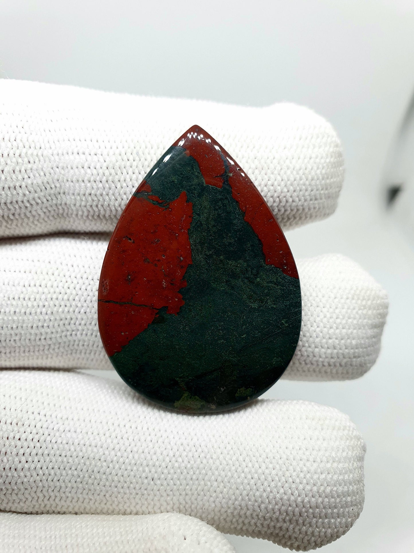 Bloodstone Cabochon: AAA Quality Green Jasper Palm Stone