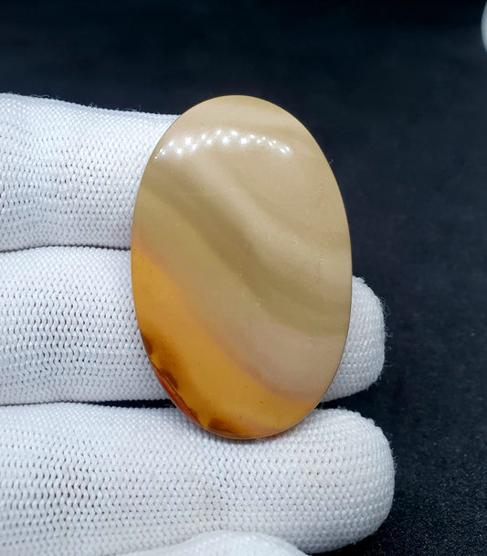 Mookaite Jasper Cabochon: Natural Designer Gemstone (47x30x7mm, 85.60 Carat