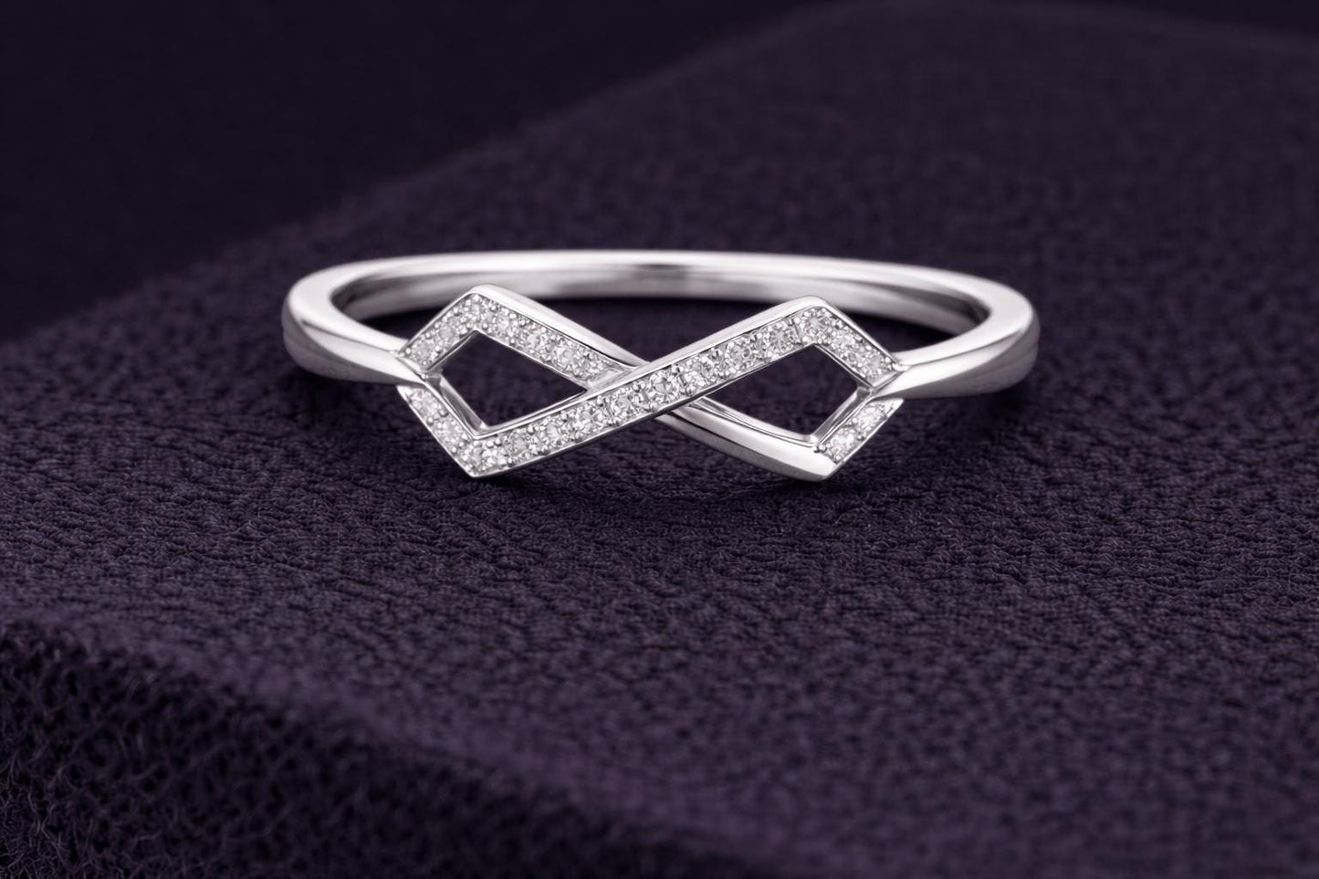925 Sterling Silver Infinity Ring CZ Diamond Geometric Band