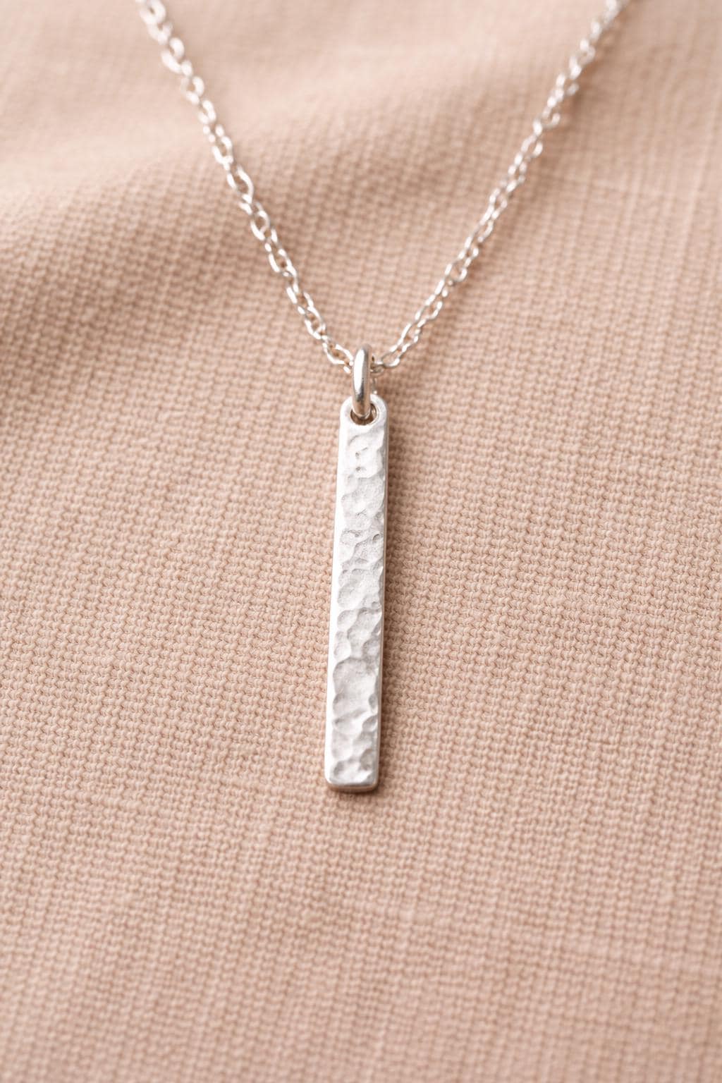 Hammered Bar Necklace 925 Silver | Minimal Silver Pendant | Everyday jewelry