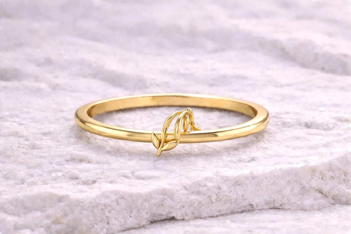 925 Silver Lily Flower Ring Minimal Floral Band Dainty Nature Jewelry
