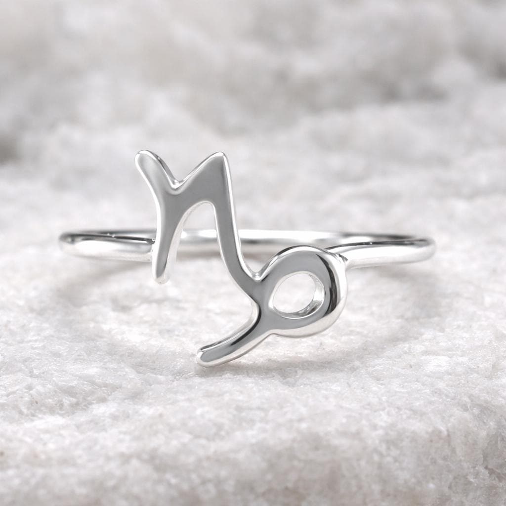 925 Sterling Silver Capricorn Ring – Minimalist Zodiac Jewelry