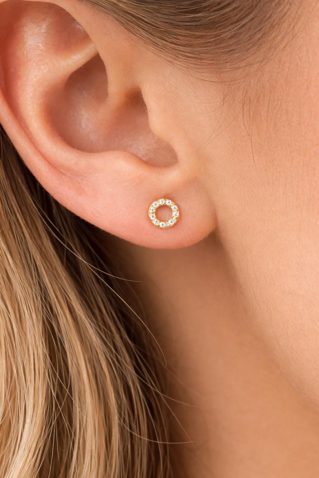 Sterling Silver Circle Stud Earrings – Dainty CZ Halo, Minimalist Jewelry
