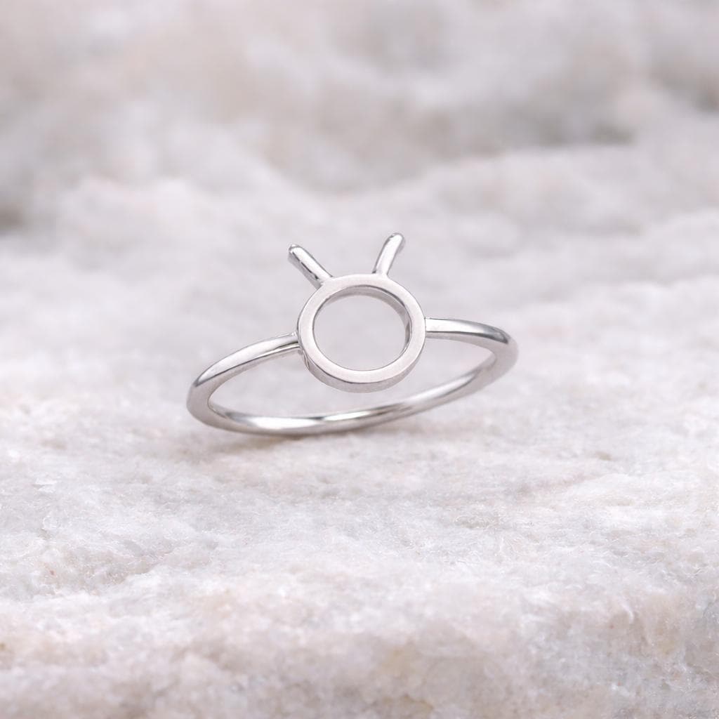 Sterling Silver Taurus Zodiac Ring – Minimalist Bull Horn Astrology Jewelry