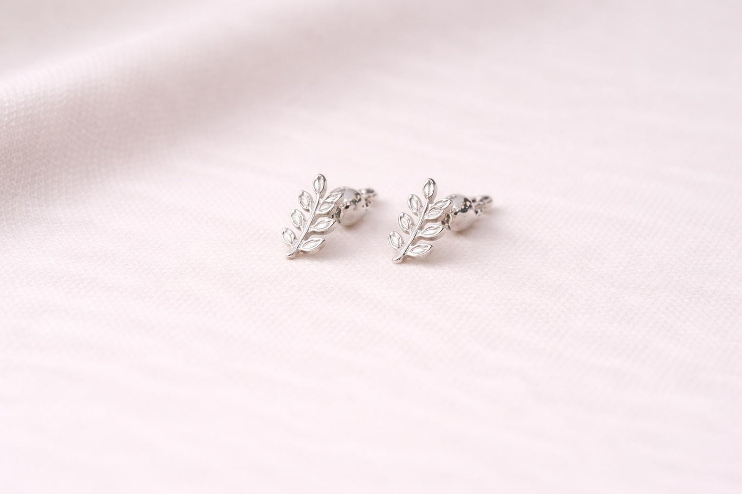 925 Sterling Silver Leaf Stud Earrings – Tiny Branch Leaf Studs – Minimal – Everyday Jewelry