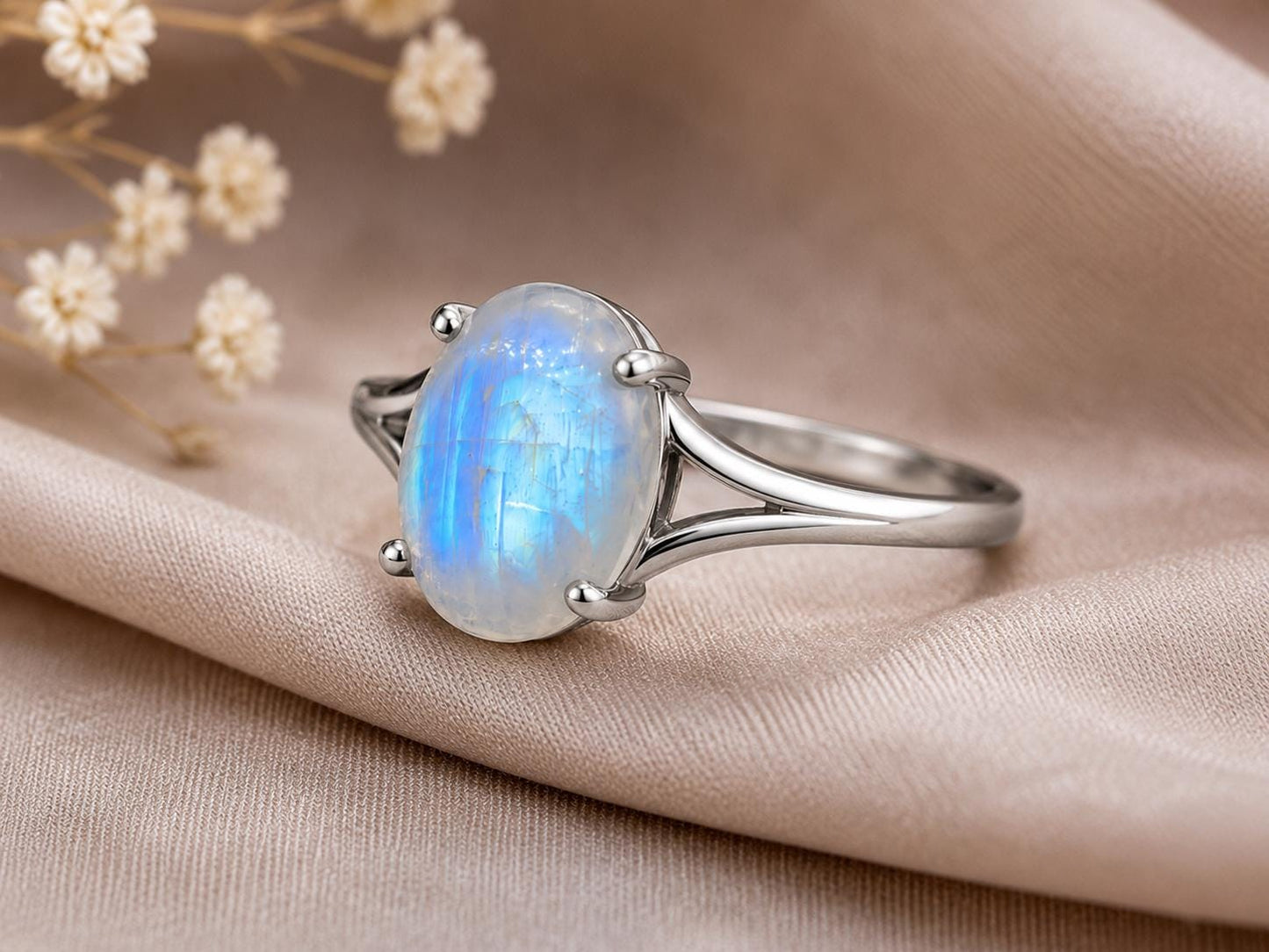 925 Sterling Silver Oval Moonstone Ring, Blue Flash, June Birthstone, Split Shank, Boho Style