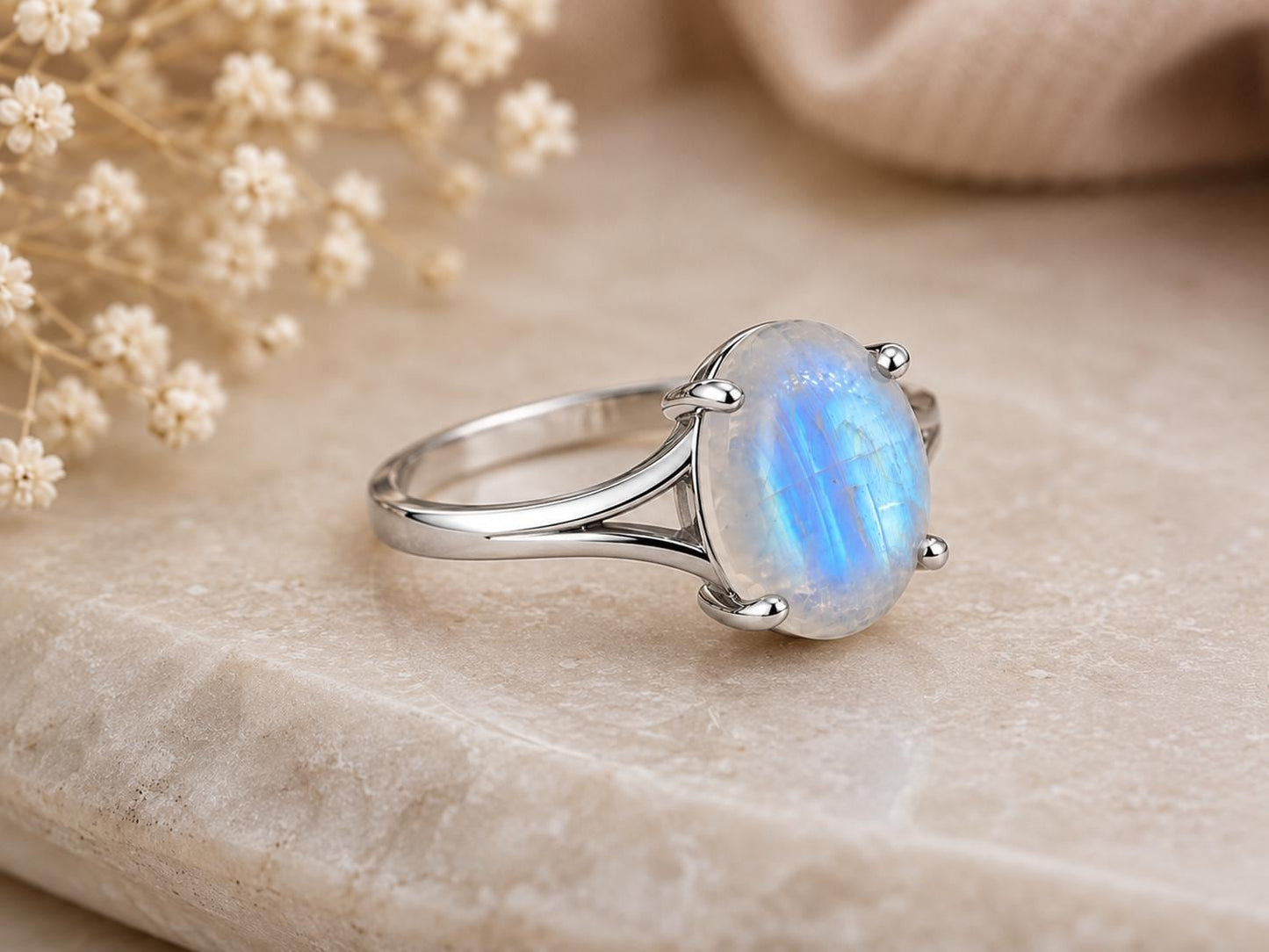 925 Sterling Silver Oval Moonstone Ring, Blue Flash, June Birthstone, Split Shank, Boho Style