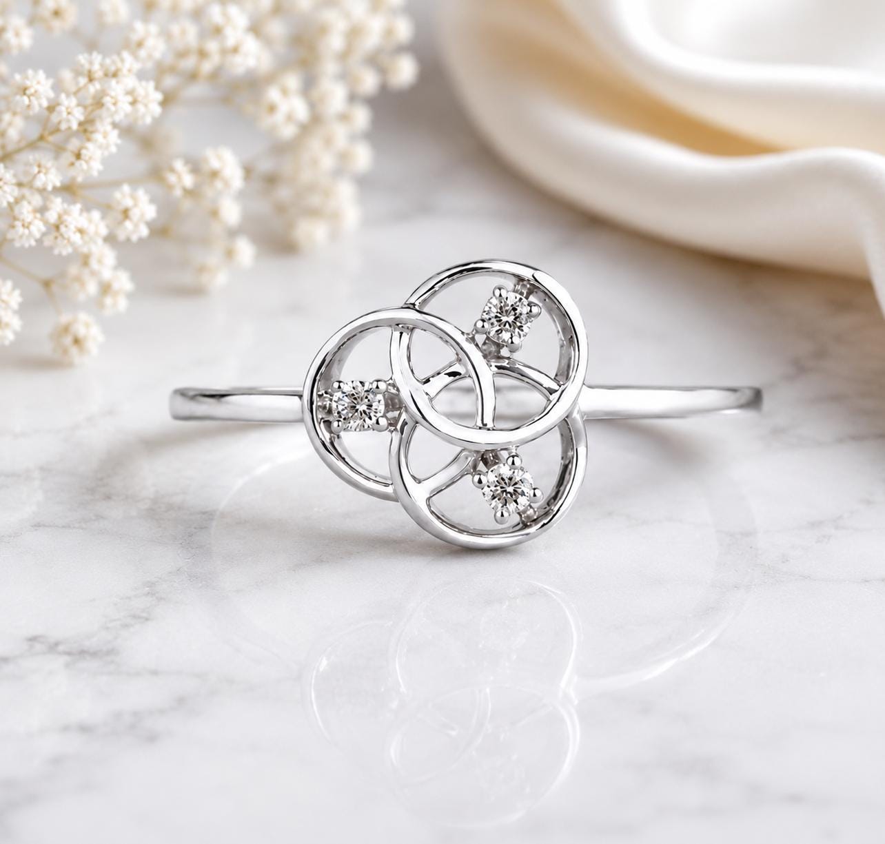 925 Sterling Silver CZ Circle Ring, Triple Circle Ring, Minimalist Geometric Ring, Cubic Zirconia Ring, Dainty Everyday Ring, Gift for Her
